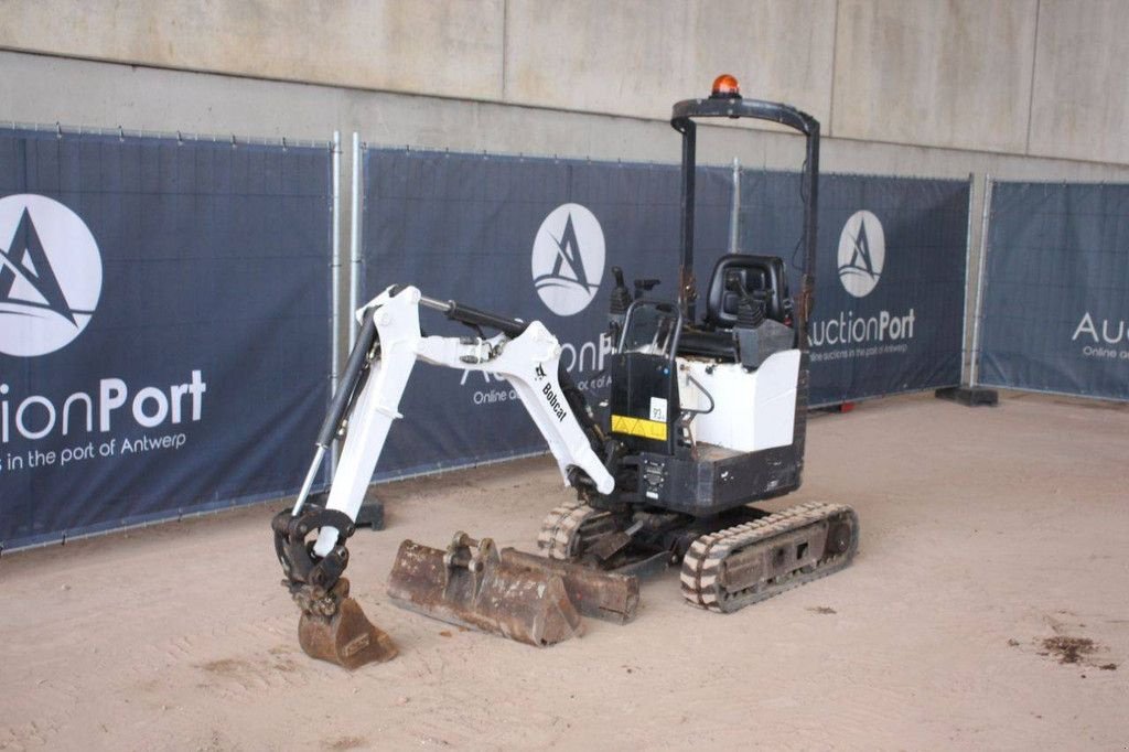 Minibagger типа Bobcat E10Z, Gebrauchtmaschine в Antwerpen (Фотография 9)