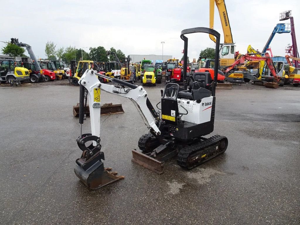 Minibagger Türe ait Bobcat E10Z, Gebrauchtmaschine içinde Zutphen (resim 3)