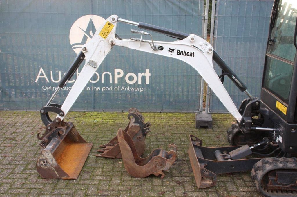 Minibagger типа Bobcat E17 C, Gebrauchtmaschine в Antwerpen (Фотография 10)