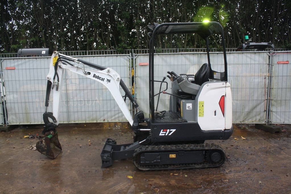 Minibagger del tipo Bobcat E17, Gebrauchtmaschine en Antwerpen (Imagen 2)