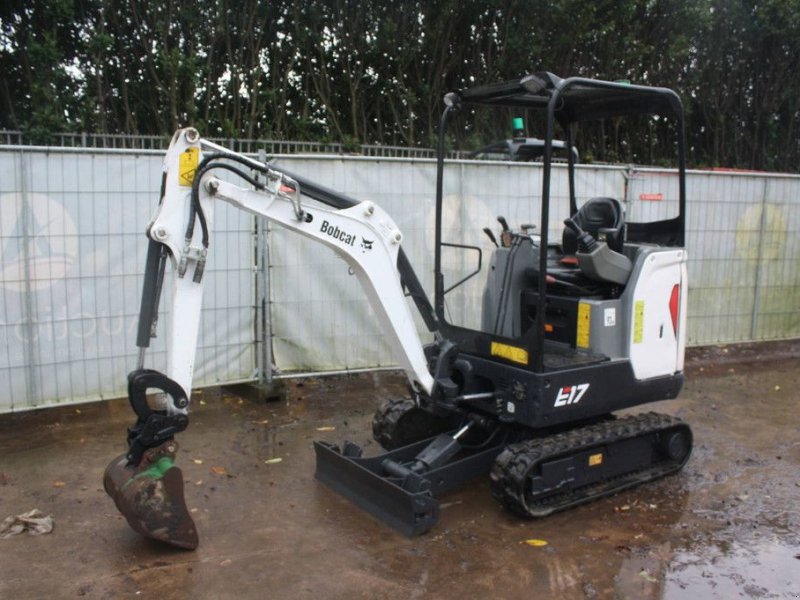 Minibagger du type Bobcat E17, Gebrauchtmaschine en Antwerpen (Photo 1)
