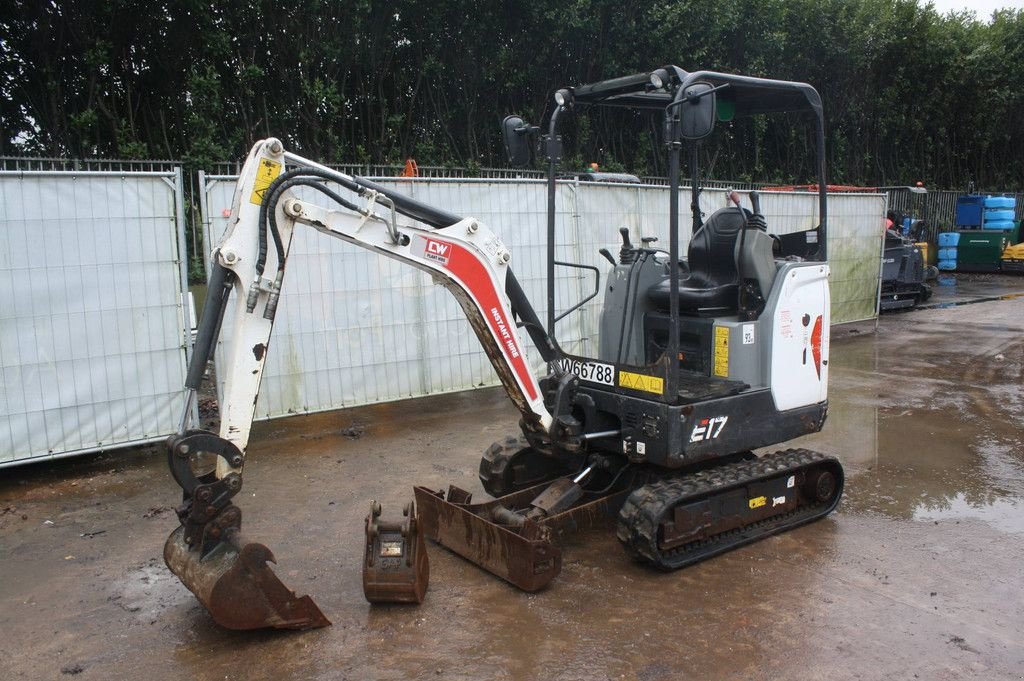 Minibagger typu Bobcat E17, Gebrauchtmaschine v Antwerpen (Obrázok 2)