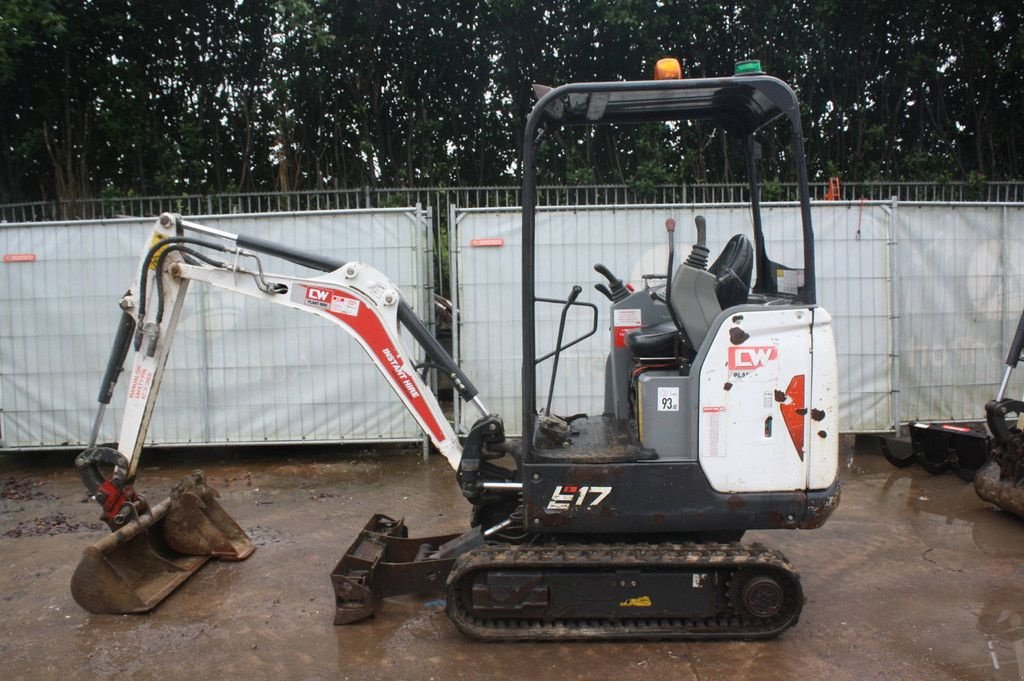Minibagger del tipo Bobcat E17, Gebrauchtmaschine en Antwerpen (Imagen 1)