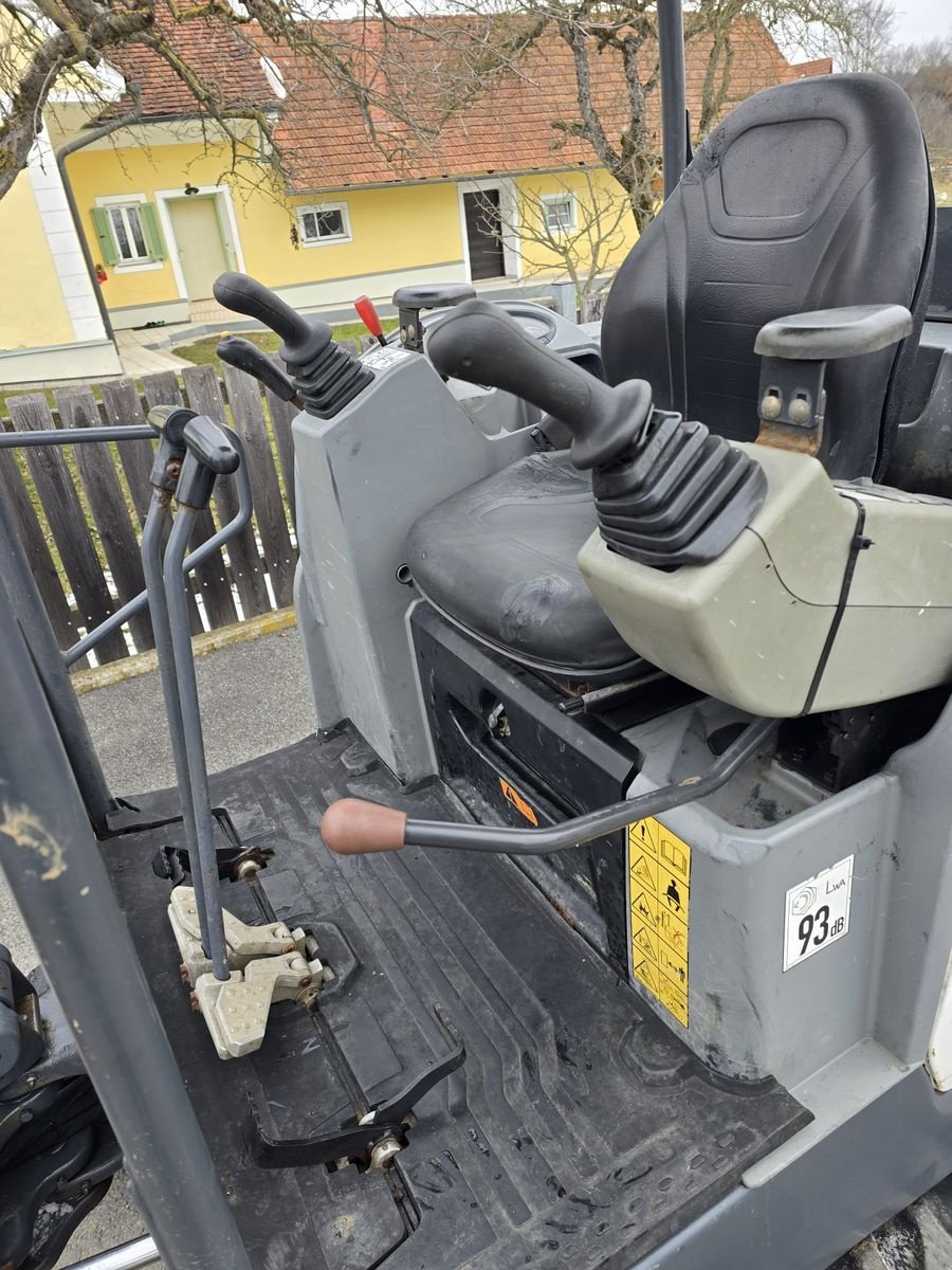 Minibagger del tipo Bobcat E17, Gebrauchtmaschine In Gabersdorf (Immagine 19)