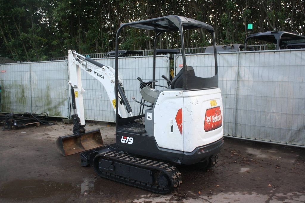 Minibagger van het type Bobcat E19, Gebrauchtmaschine in Antwerpen (Foto 3)