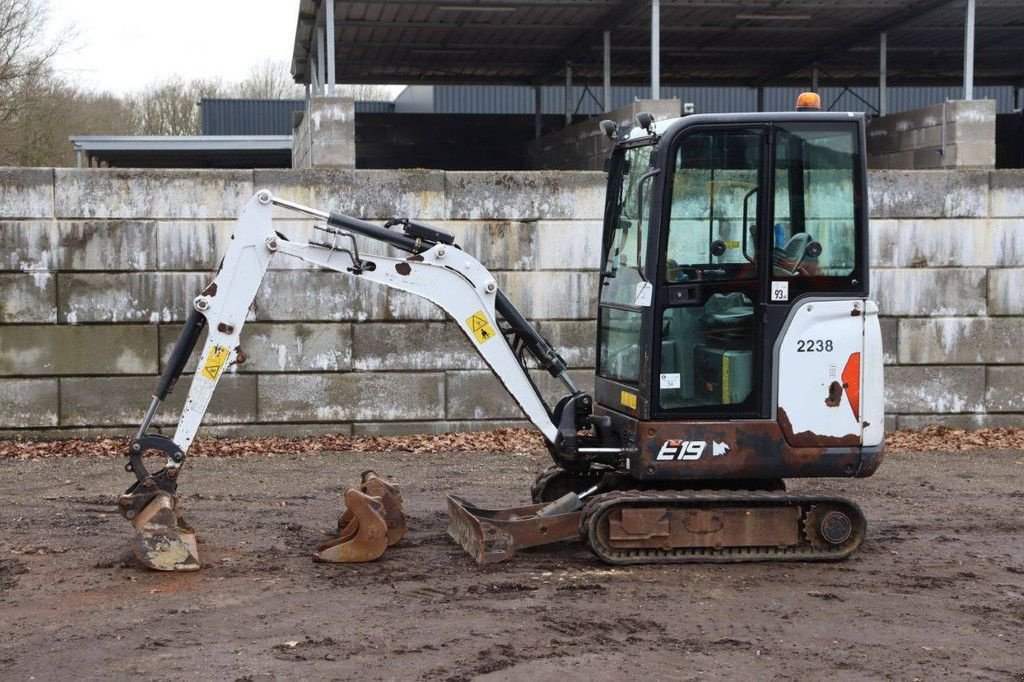 Minibagger del tipo Bobcat E19, Gebrauchtmaschine In Antwerpen (Immagine 1)