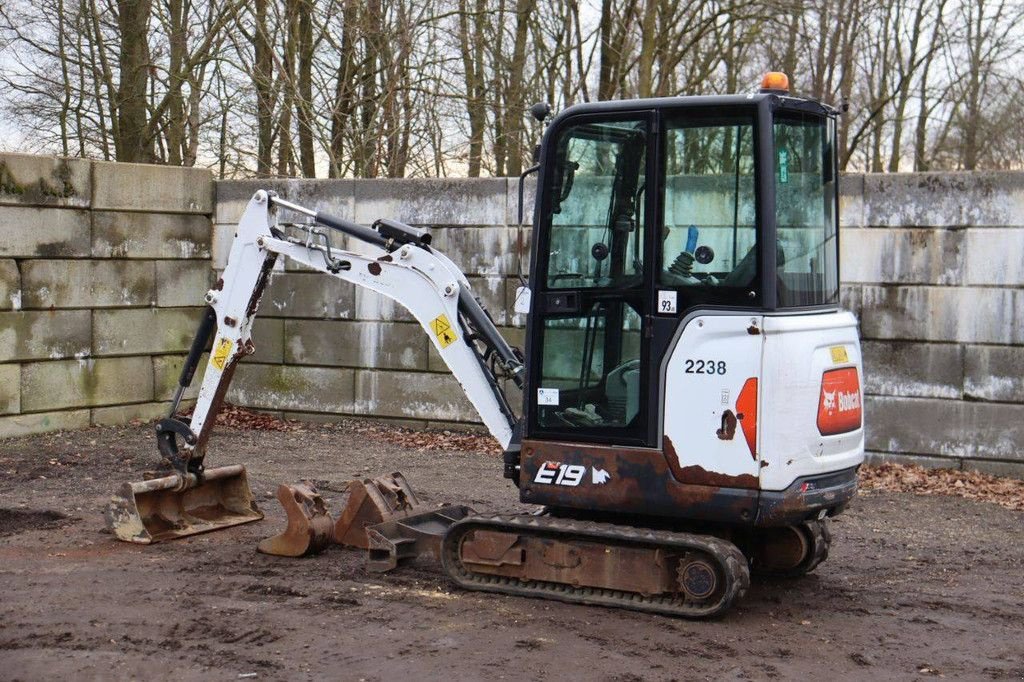 Minibagger del tipo Bobcat E19, Gebrauchtmaschine In Antwerpen (Immagine 3)