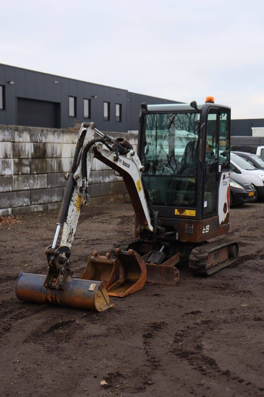 Minibagger del tipo Bobcat E19, Gebrauchtmaschine en Antwerpen (Imagen 10)