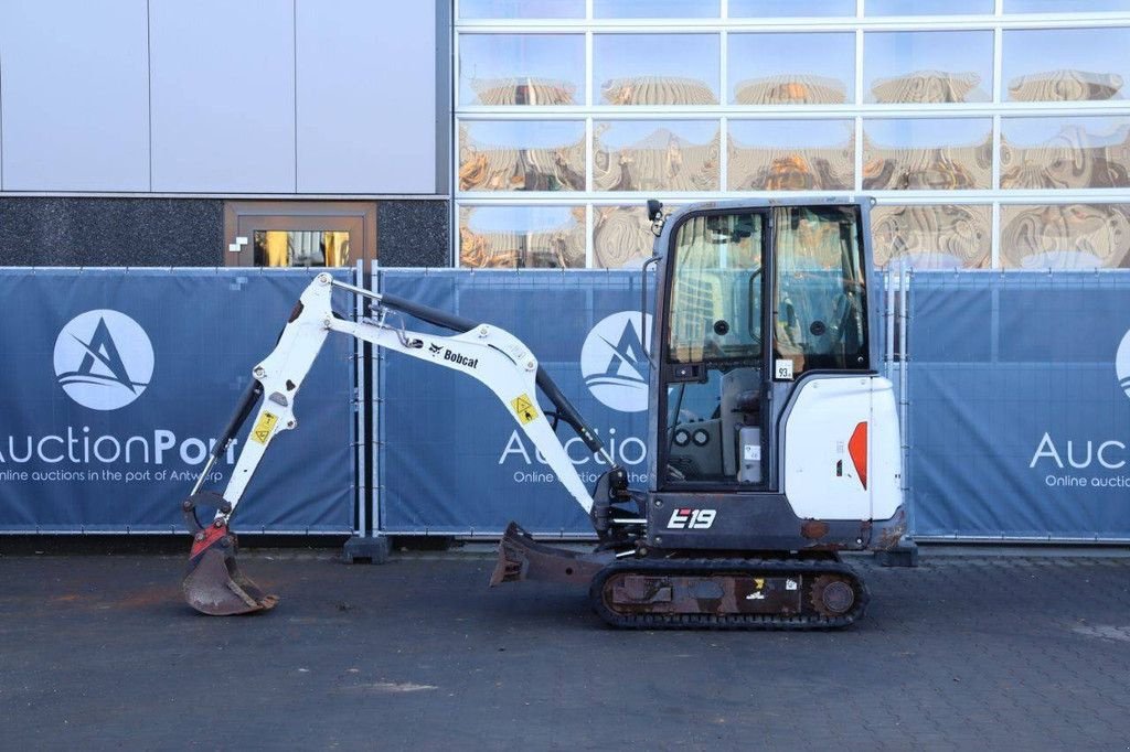 Minibagger typu Bobcat E19, Gebrauchtmaschine w Antwerpen (Zdjęcie 2)