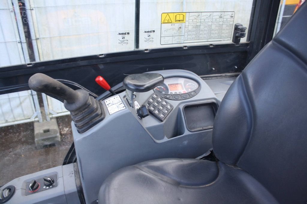 Minibagger от тип Bobcat E19, Gebrauchtmaschine в Antwerpen (Снимка 5)