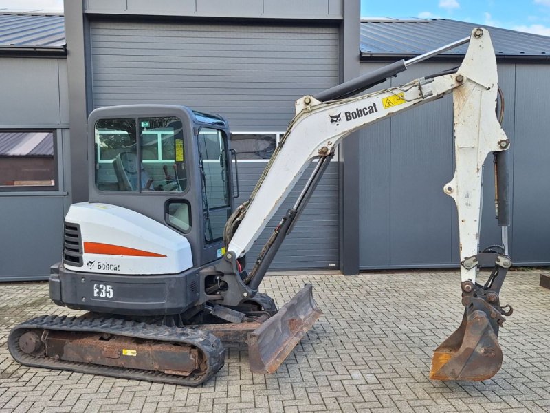 Minibagger des Typs Bobcat E35, Gebrauchtmaschine in Dronten (Bild 1)