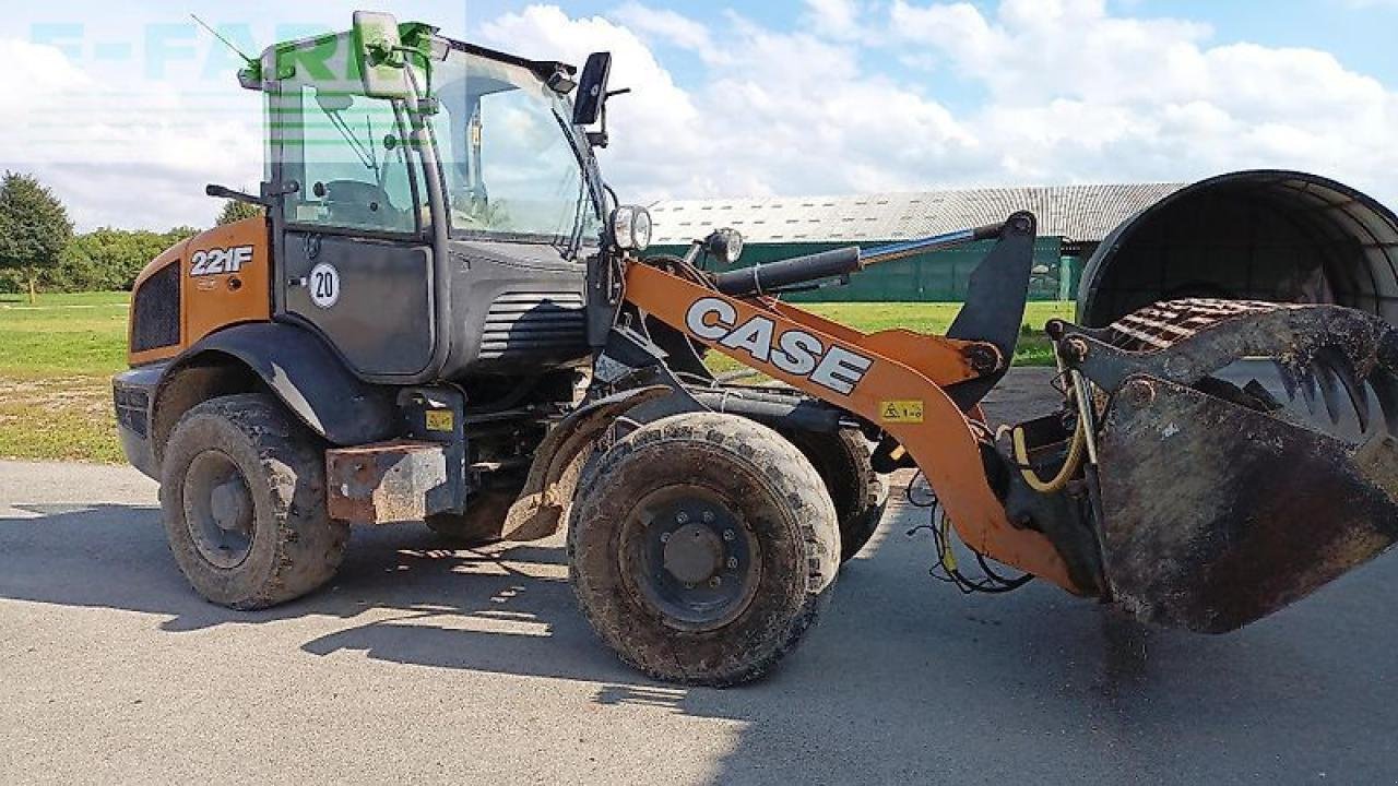 Minibagger του τύπου Case IH 221 f, Gebrauchtmaschine σε MARLOW (Φωτογραφία 2)