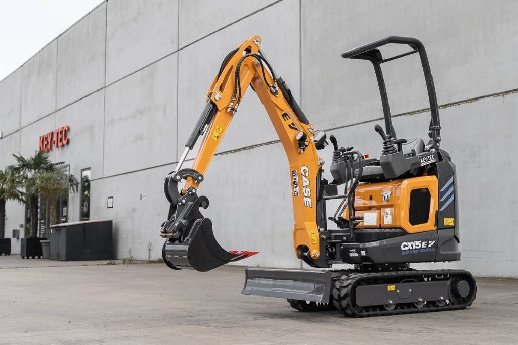 Minibagger of the type Case CX 15 EV, Neumaschine in Moerbeke (Picture 1)