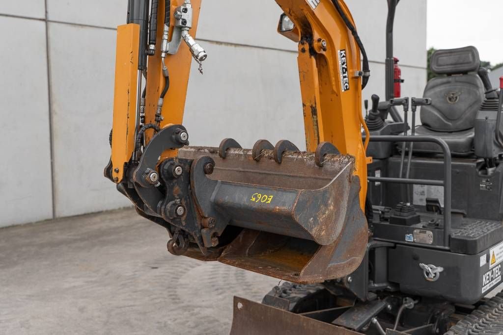 Minibagger от тип Case CX 17 C, Gebrauchtmaschine в Moerbeke (Снимка 9)