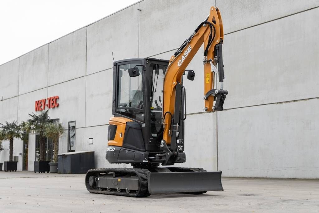 Minibagger des Typs Case CX 25 D, Neumaschine in Moerbeke (Bild 3)