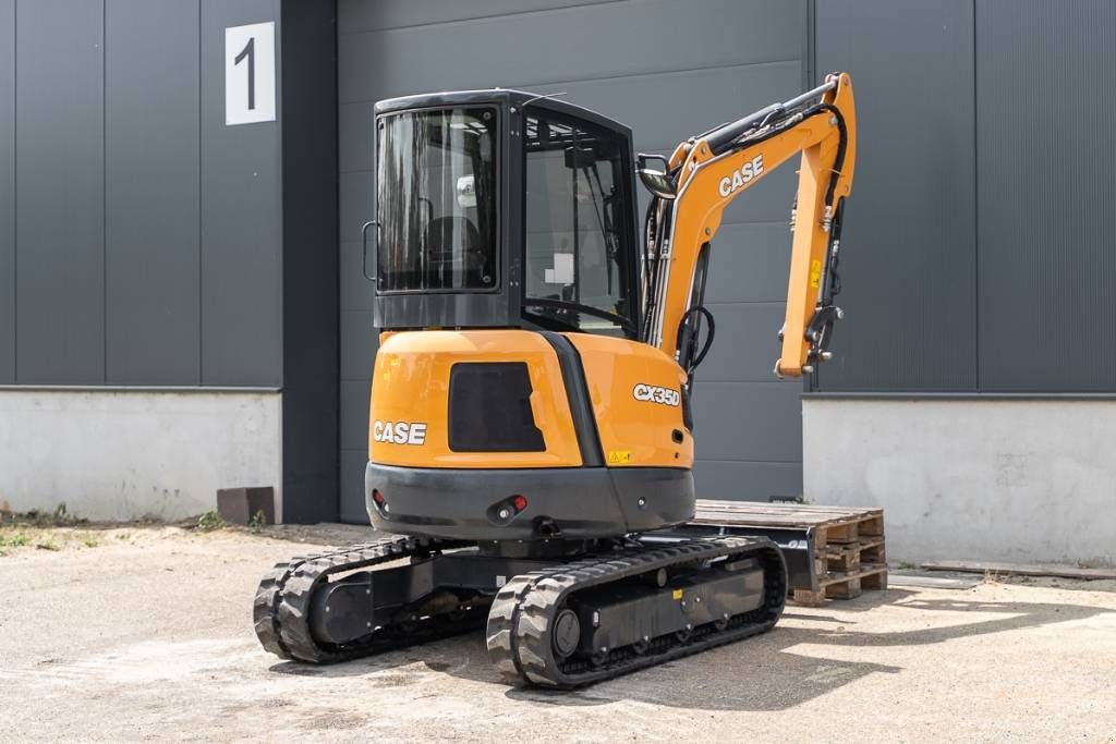 Minibagger of the type Case CX 35 D, Neumaschine in Moerbeke (Picture 5)