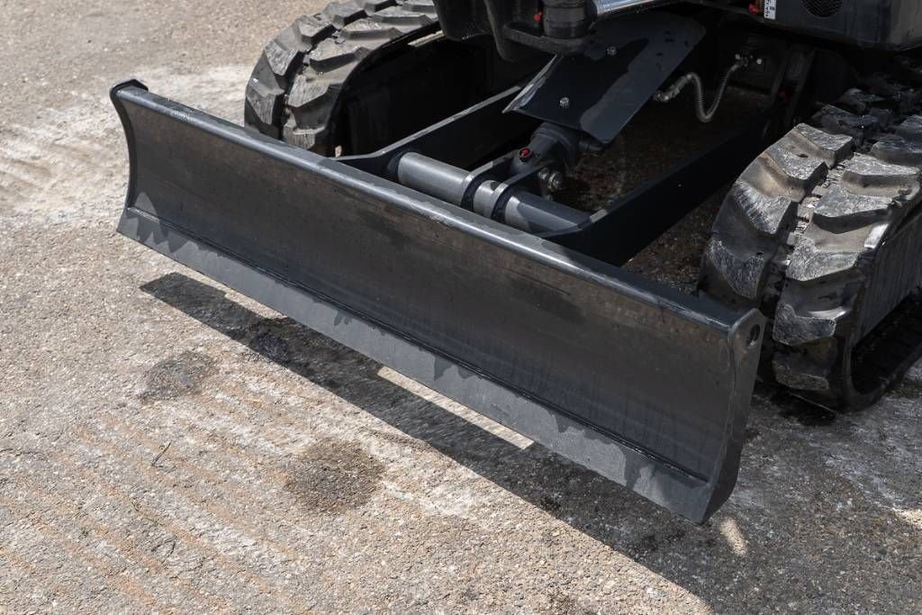 Minibagger of the type Case CX 35 D, Neumaschine in Moerbeke (Picture 11)