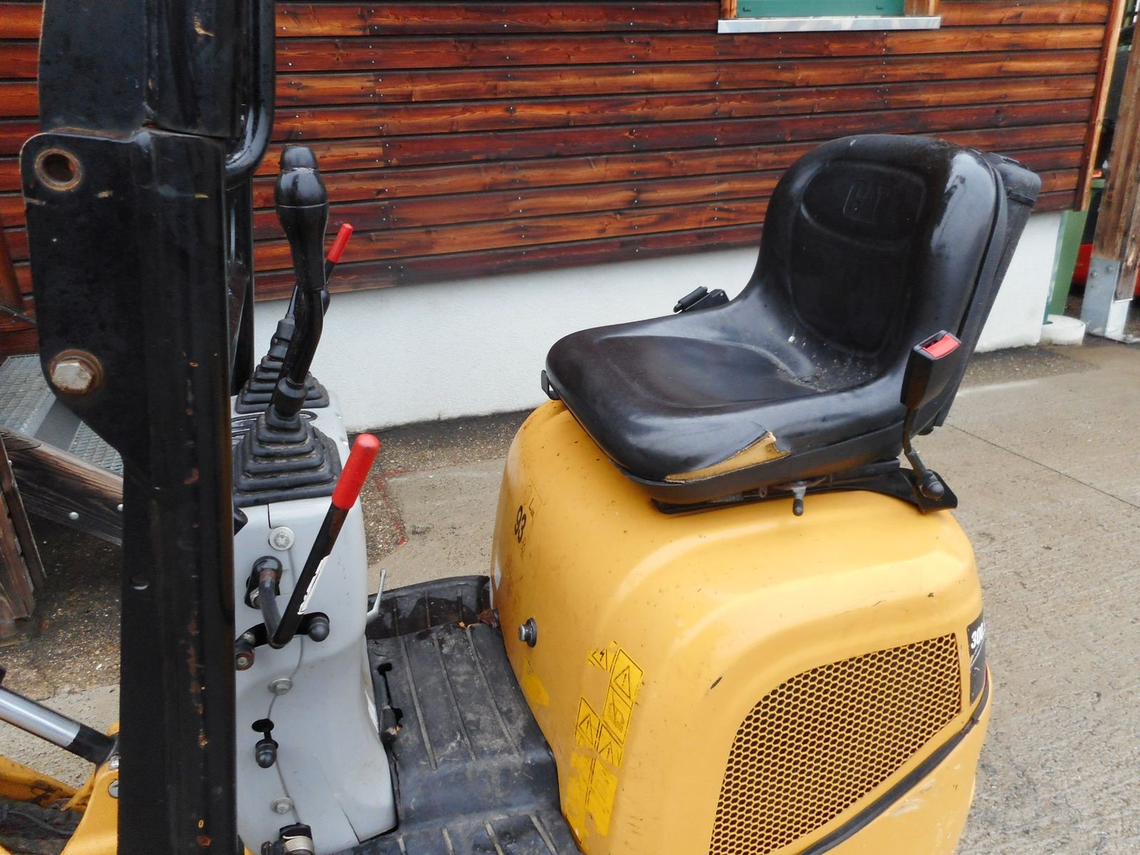 Minibagger от тип CAT 300.9D  ( 1.087kg ) mit SW + 3 Löffel, Gebrauchtmaschine в St. Nikolai ob Draßling (Снимка 8)