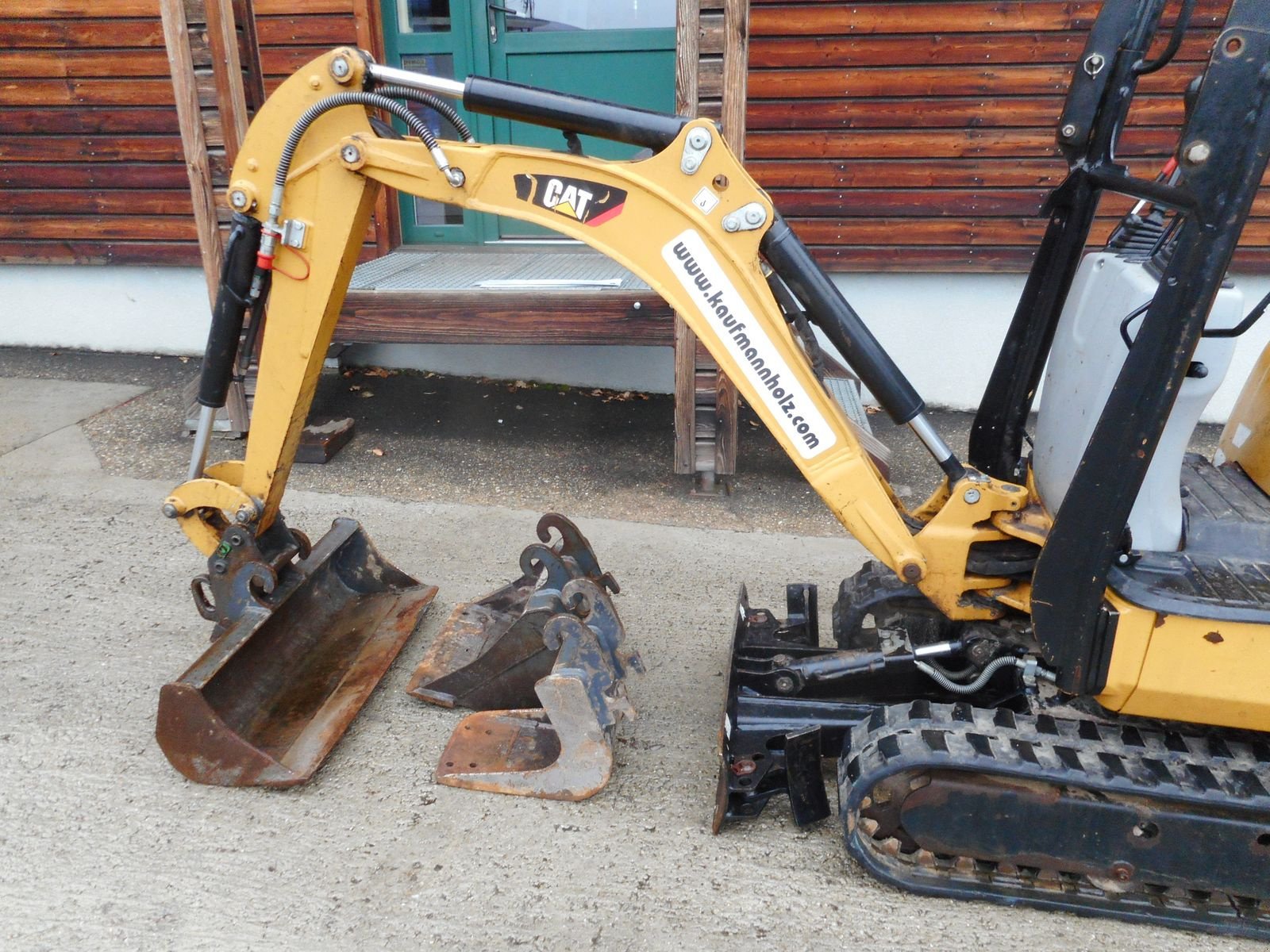 Minibagger от тип CAT 300.9D  ( 1.087kg ) mit SW + 3 Löffel, Gebrauchtmaschine в St. Nikolai ob Draßling (Снимка 11)