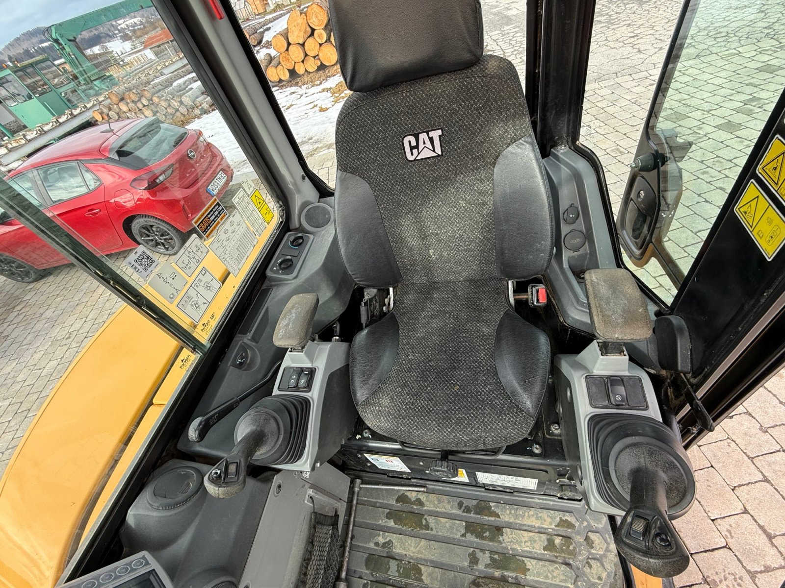 Minibagger typu CAT 305E2 CR, Gebrauchtmaschine w Neureichenau (Zdjęcie 13)