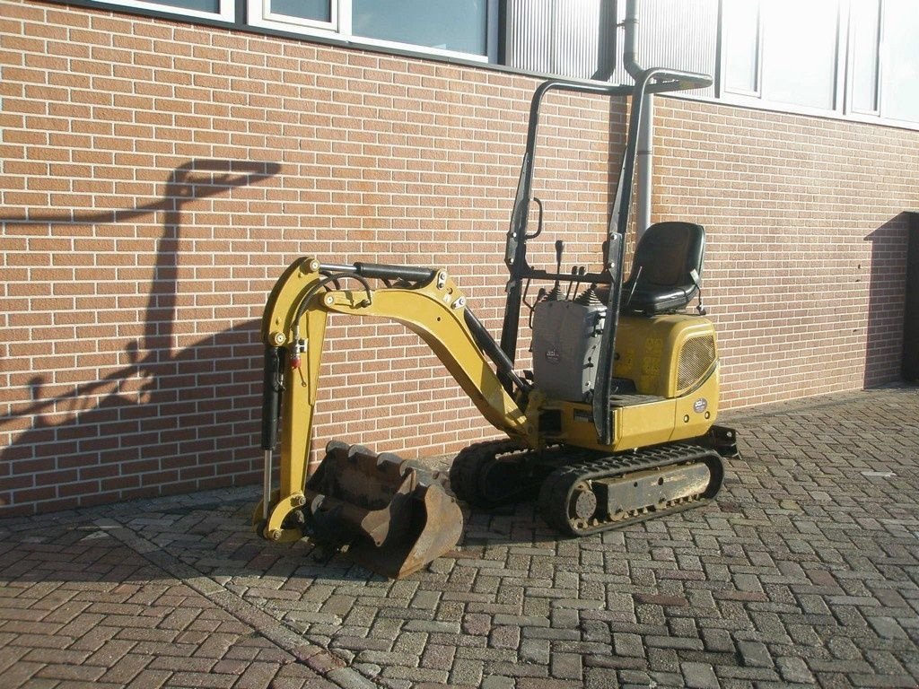 Minibagger of the type Caterpillar 300.9, Gebrauchtmaschine in Barneveld (Picture 1)
