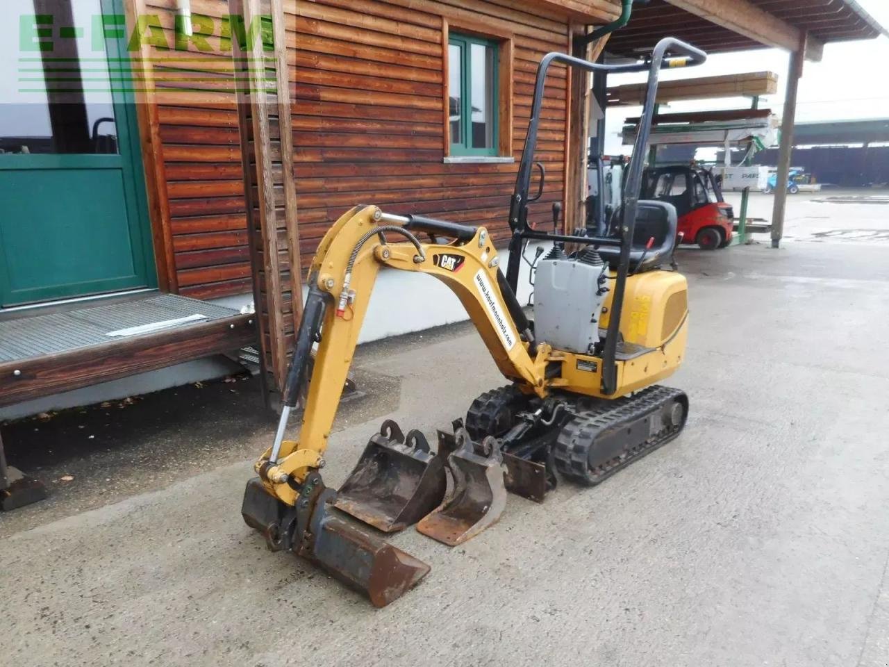 Minibagger typu Caterpillar 300.9d ( 1.087kg ) mit sw + 3 löffel, Gebrauchtmaschine w ST. NIKOLAI/DR. (Zdjęcie 2)