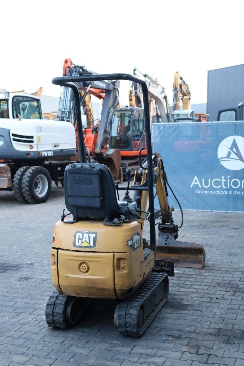 Minibagger van het type Caterpillar 300.9D, Gebrauchtmaschine in Antwerpen (Foto 7)