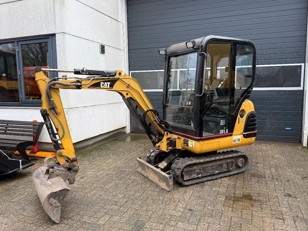 Minibagger от тип Caterpillar 301.6, Gebrauchtmaschine в Doetinchem (Снимка 1)