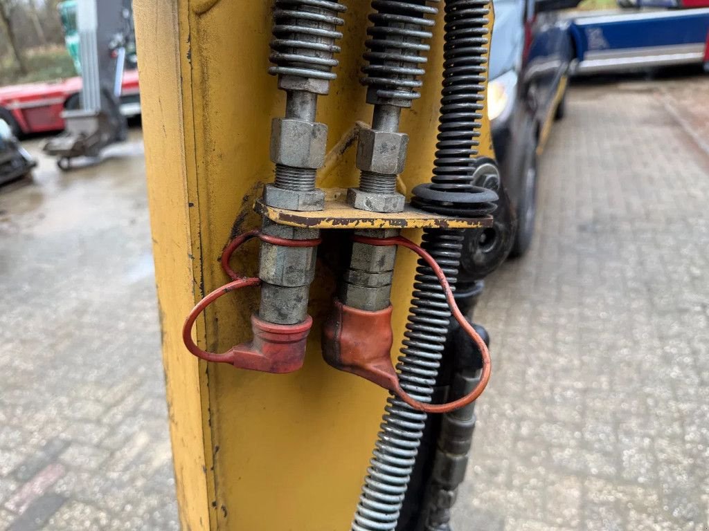 Minibagger от тип Caterpillar 301.6, Gebrauchtmaschine в Doetinchem (Снимка 11)