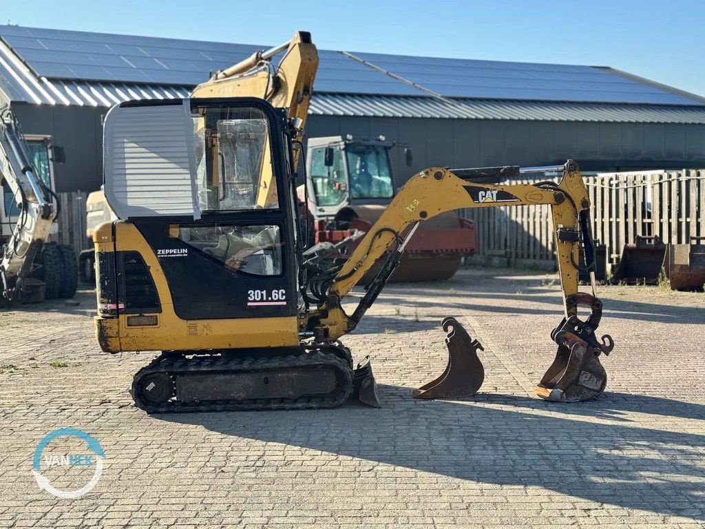 Minibagger des Typs Caterpillar 301.6C, Gebrauchtmaschine in Oost West en Middelbeers (Bild 5)