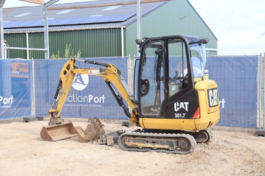 Minibagger Türe ait Caterpillar 301.7D, Gebrauchtmaschine içinde Antwerpen (resim 3)