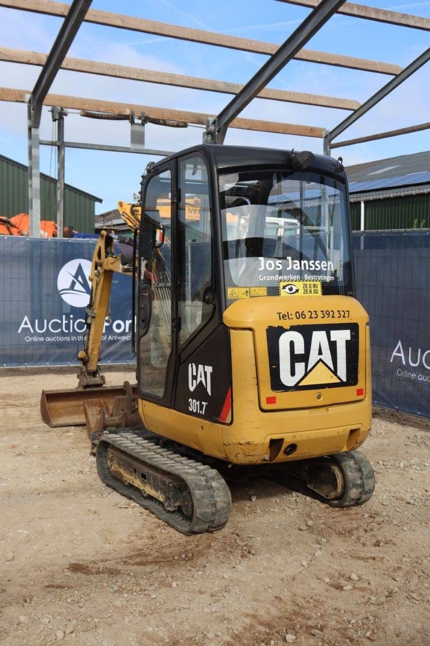 Minibagger Türe ait Caterpillar 301.7D, Gebrauchtmaschine içinde Antwerpen (resim 4)