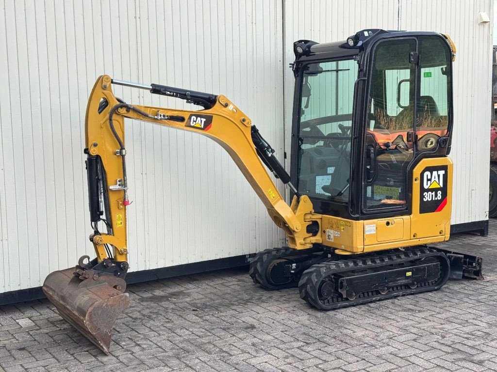 Minibagger typu Caterpillar 301.8 NextGen, Gebrauchtmaschine w Zevenbergschen Hoek (Zdjęcie 4)