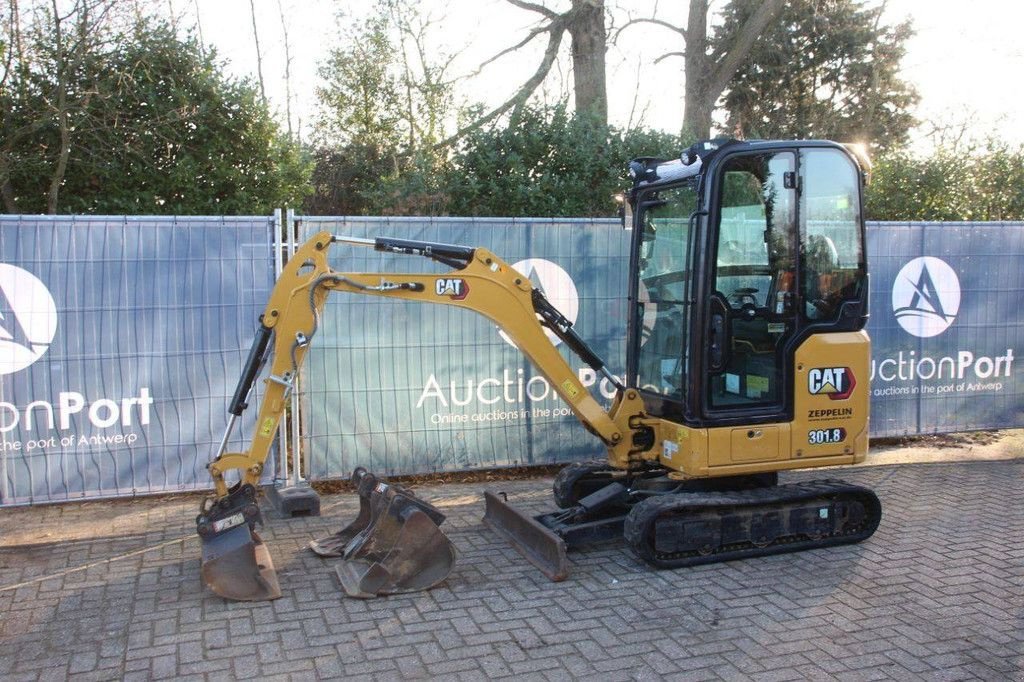 Minibagger του τύπου Caterpillar 301.8, Gebrauchtmaschine σε Antwerpen (Φωτογραφία 1)