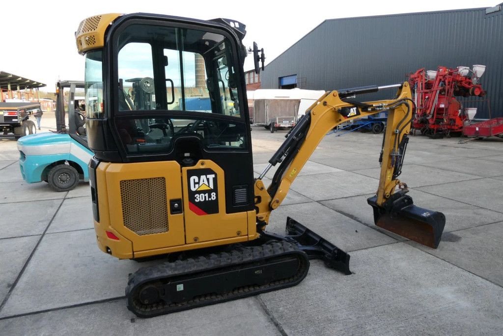 Minibagger za tip Caterpillar 301.8, Gebrauchtmaschine u Losdorp (Slika 2)