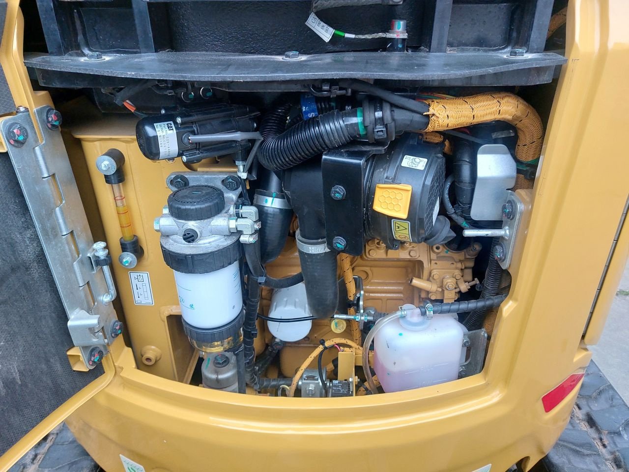 Minibagger типа Caterpillar 302 RC, Gebrauchtmaschine в Ouderkerk aan den IJssel (Фотография 9)