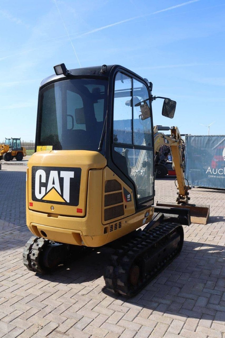 Minibagger tip Caterpillar 302.4D, Gebrauchtmaschine in Antwerpen (Poză 7)