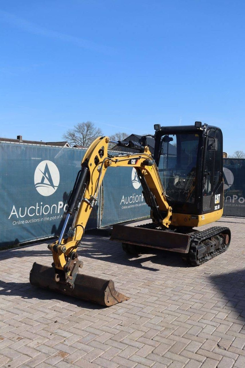 Minibagger tip Caterpillar 302.4D, Gebrauchtmaschine in Antwerpen (Poză 10)