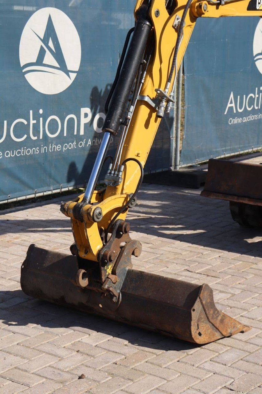 Minibagger tip Caterpillar 302.4D, Gebrauchtmaschine in Antwerpen (Poză 11)