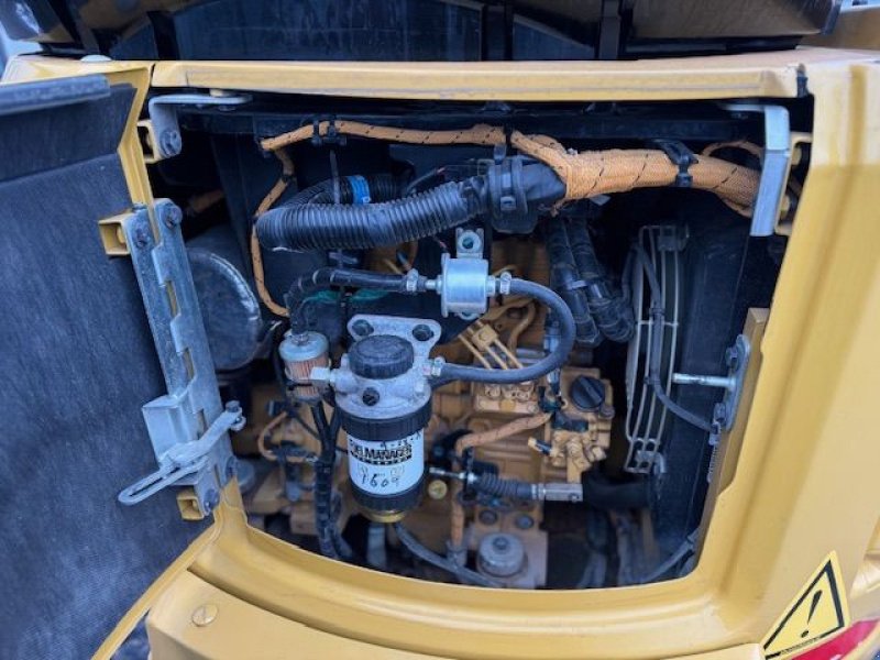 Minibagger del tipo Caterpillar 3027, Gebrauchtmaschine In Cuijk (Immagine 9)