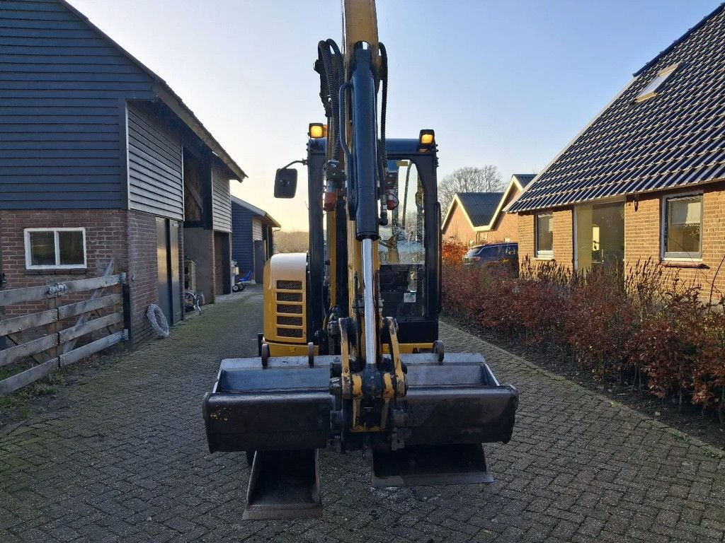 Minibagger типа Caterpillar 302.7D minigraver 3bakjes, Gebrauchtmaschine в Lunteren (Фотография 7)