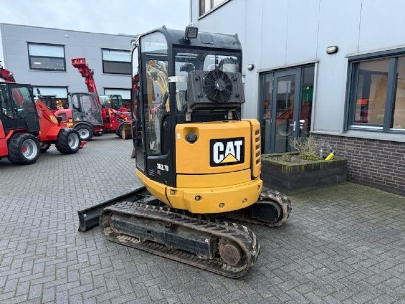 Minibagger du type Caterpillar 302.7D, Gebrauchtmaschine en Cuijk (Photo 4)