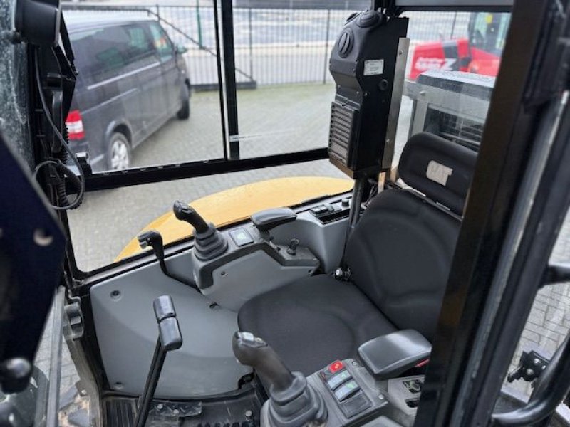 Minibagger du type Caterpillar 302.7D, Gebrauchtmaschine en Cuijk (Photo 10)