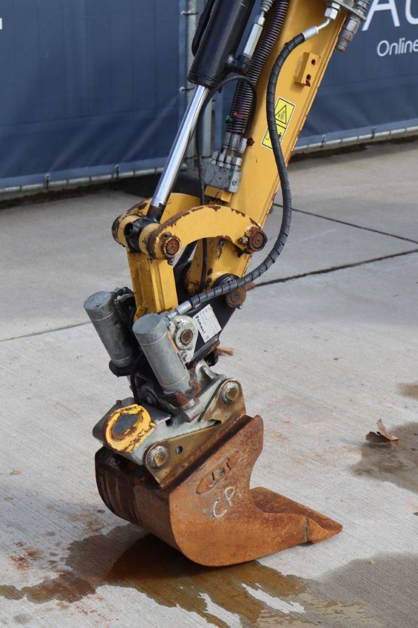 Minibagger типа Caterpillar 302CR, Gebrauchtmaschine в Antwerpen (Фотография 11)