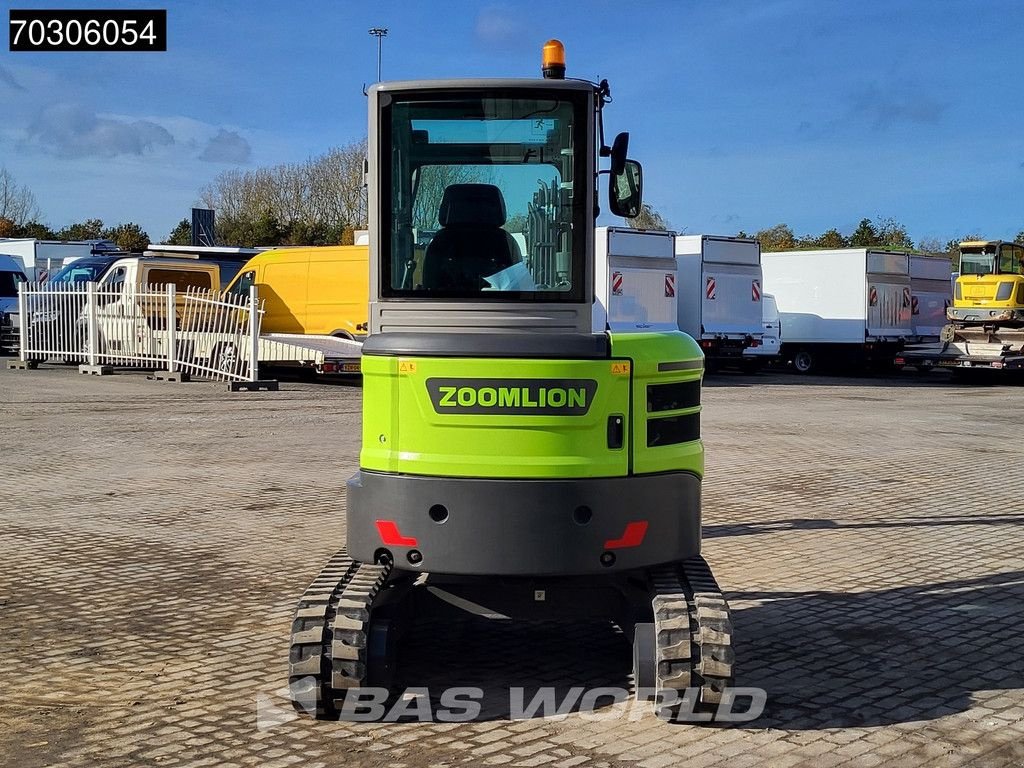 Minibagger типа Caterpillar 303.5 FACTORY WARRANTY - CW/3 BUCKETS - CE, Neumaschine в Veghel (Фотография 7)