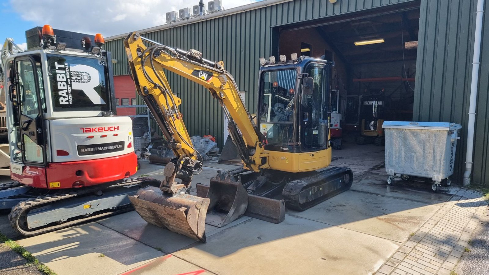 Minibagger van het type Caterpillar 303.5E CR, Gebrauchtmaschine in Assendelft (Foto 2)