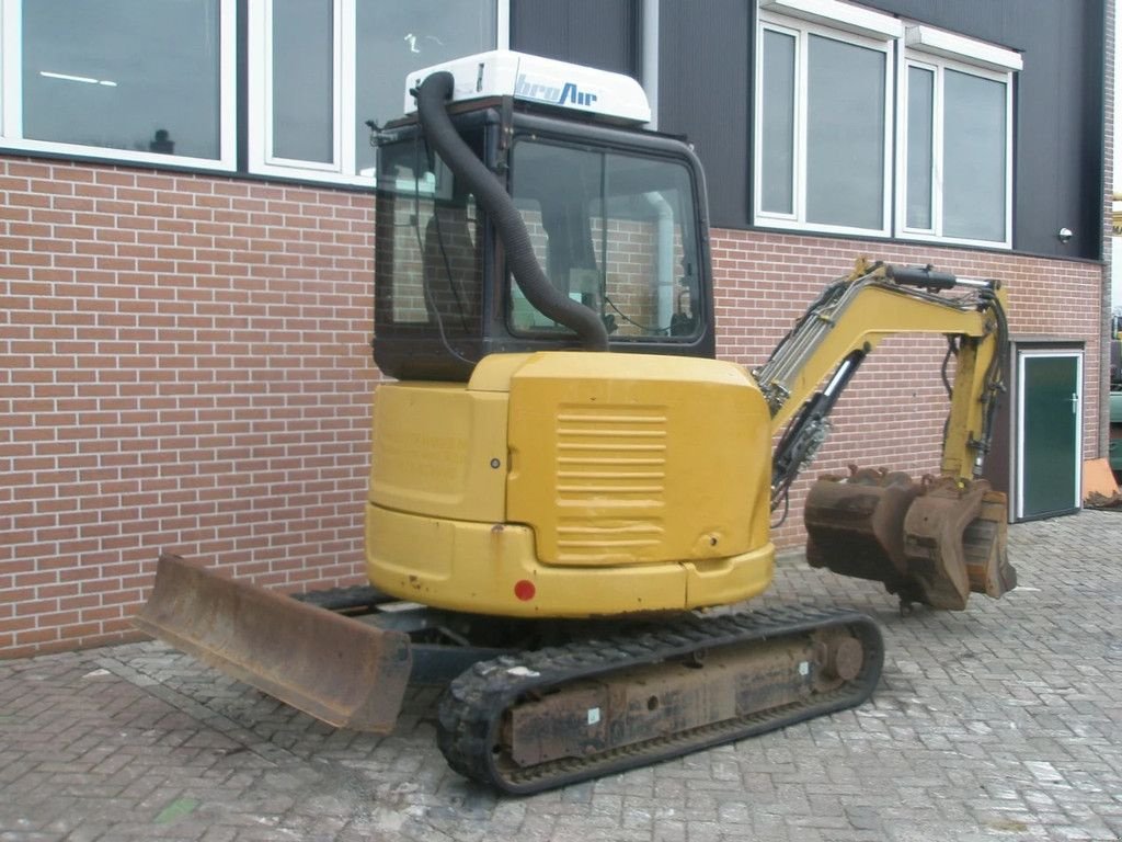 Minibagger des Typs Caterpillar 303.5E, Gebrauchtmaschine in Barneveld (Bild 3)