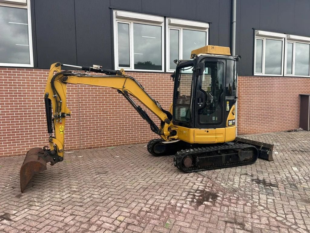 Minibagger Türe ait Caterpillar 303.5ECR X200428, Gebrauchtmaschine içinde Barneveld (resim 1)