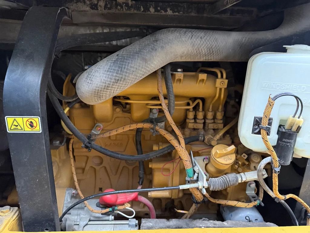 Minibagger от тип Caterpillar 305.5E One Bucket, Gebrauchtmaschine в Doetinchem (Снимка 11)