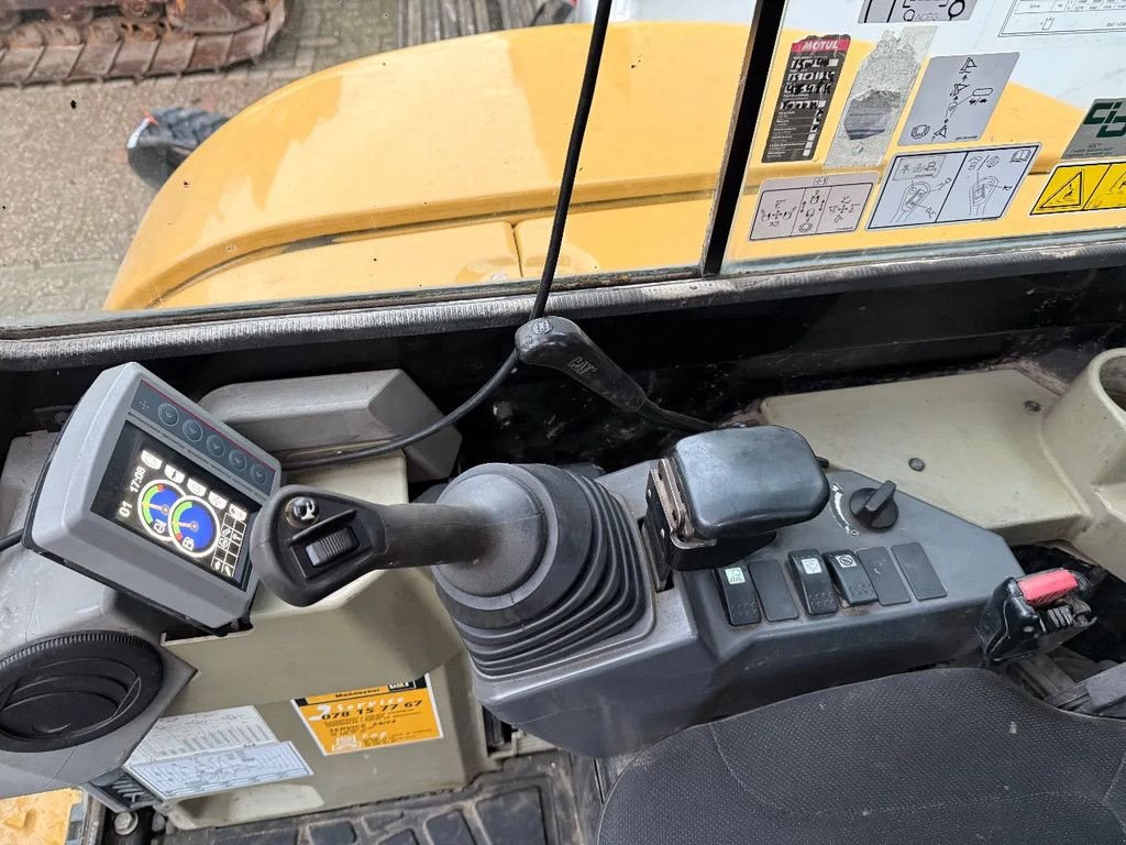 Minibagger от тип Caterpillar 305.5E One Bucket, Gebrauchtmaschine в Doetinchem (Снимка 7)